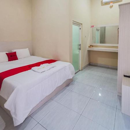 Reddoorz Near Pantai Pancer Door Pacitan酒店 外观 照片